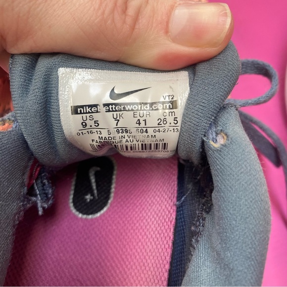 Women’s Nike Lunarglide 5 Size 9.5, Coral Athletic Shoes, Running Training Shoes - Picture 11 of 15